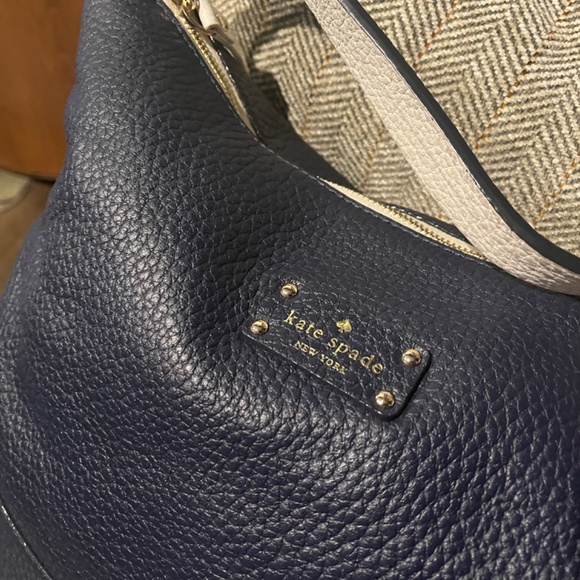 KATE SPADE BEAUTIFUL PEBBLED LEATHER SHOULDER BAG NEW NEVER USED NAVY - Picture 2 of 15